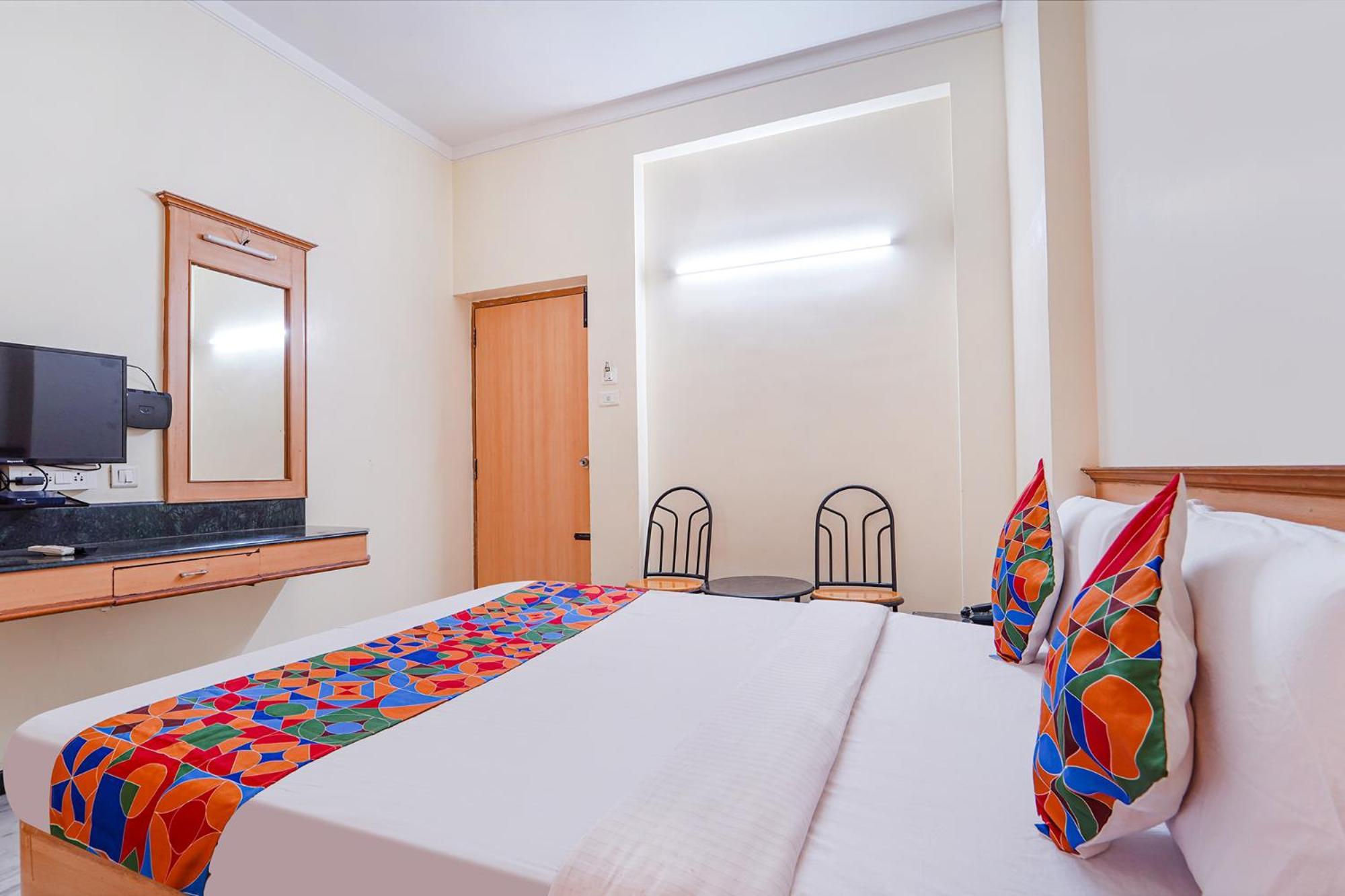 Fabhotel Ess Paradise - Nr Bus Stand Coimbatore Esterno foto