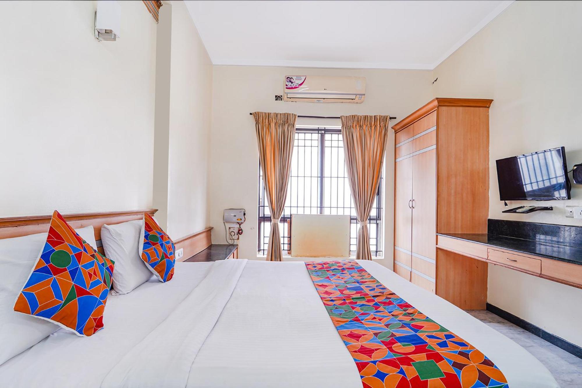 Fabhotel Ess Paradise - Nr Bus Stand Coimbatore Esterno foto